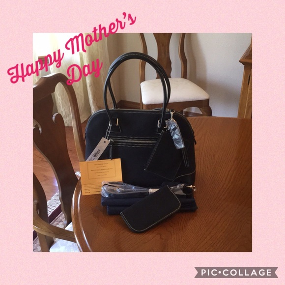 Dooney & Bourke Handbags - NEW Black Dooney & Bourke Domed Satchel